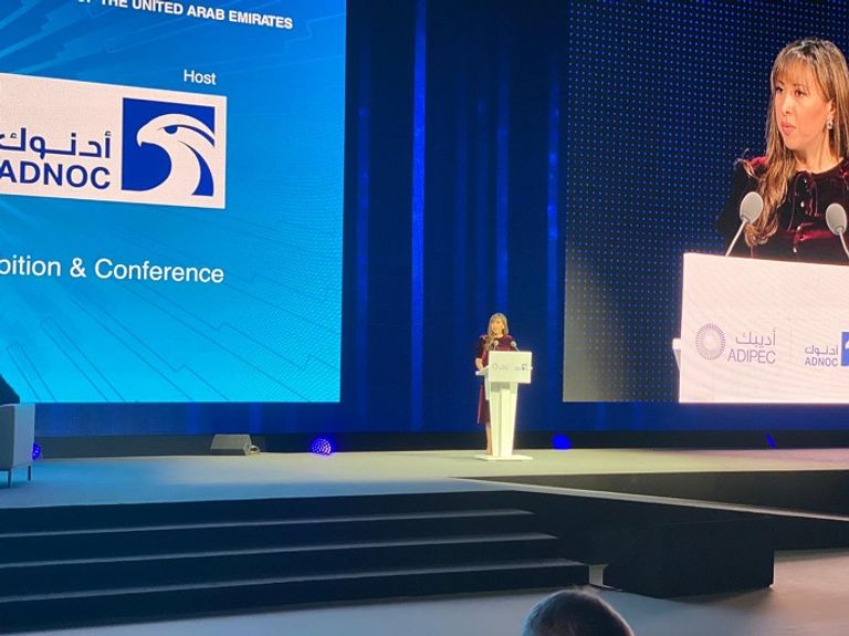 تواصل فعاليات