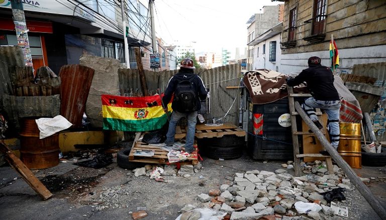 شرطة في بوليفيا عقب إعلان الرئيس موراليس استقالته