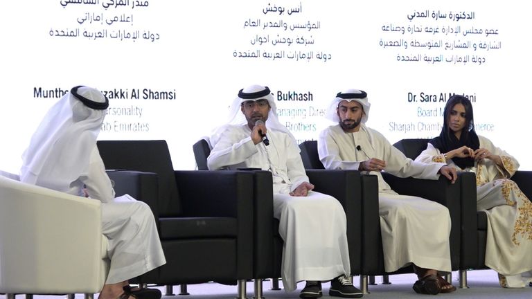 جلسة "المؤثرين في مواقع التواصل" بالقمة العالمية للتسامح