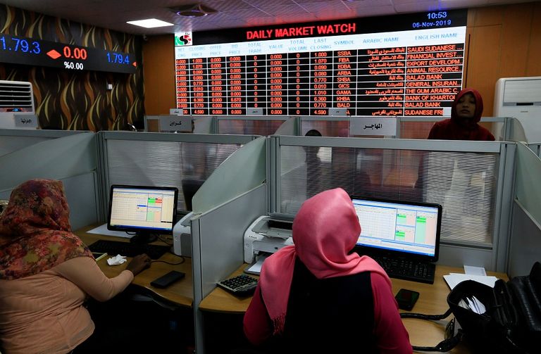 بورصة السودان.. سوق طموحة تخرج من رحم التوترات
