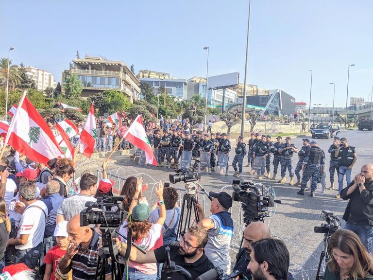 جانب من الاحتجاجات في لبنان - أرشيفية