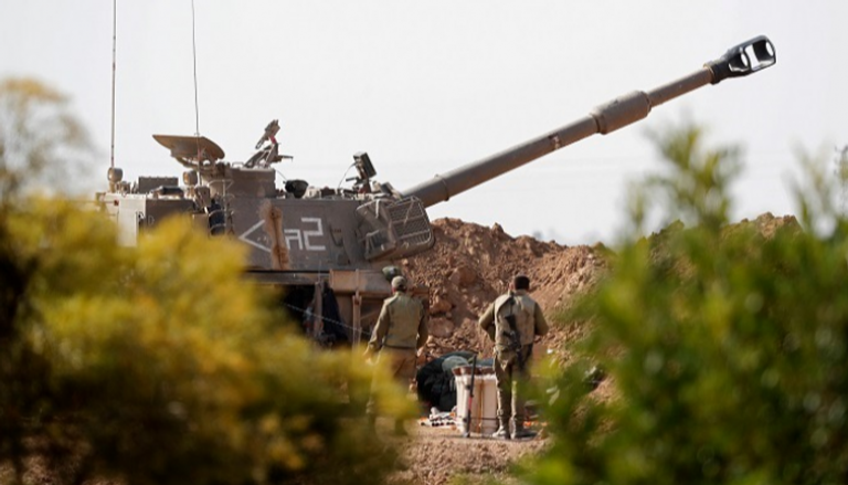 قوات الاحتلال الإسرائيلي تحتشد على حدود غزة 