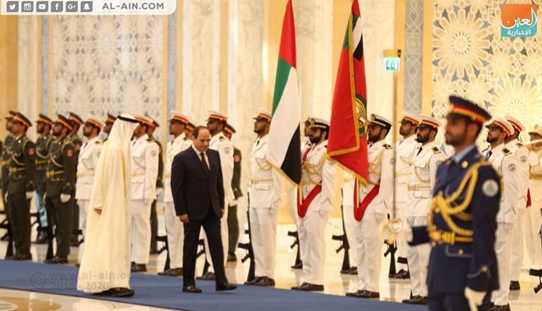 الشيخ محمد بن زايد والرئيس المصري عبدالفتاح السيسي