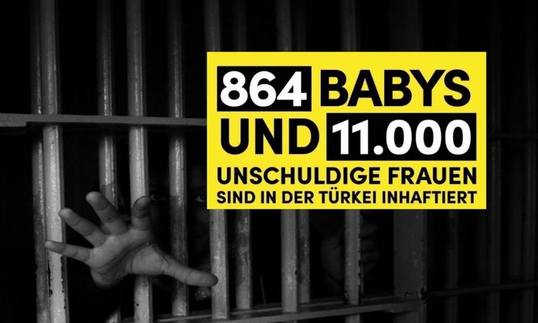 ملصق الحملة لإنقاذ الأمهات والأطفال أمهات وأطفال في سجون تركيا