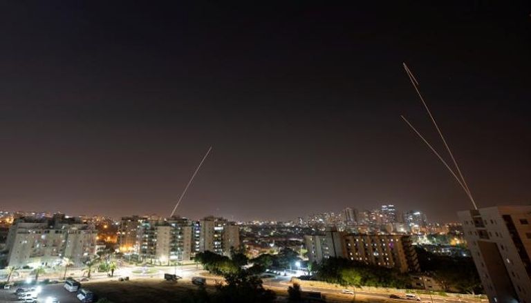 إسرائيل تواصل التصعيد في قطاع غزة - رويترز