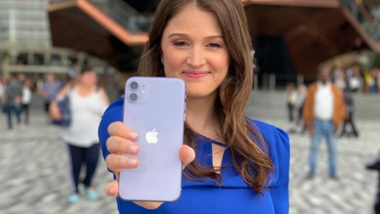 "إف بي آي" ضبط أفراد عصابة تزييف "آيفون"