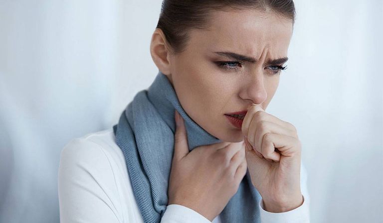 كيفية التخلص من السعال الحساسية ونقص السوائل من أسباب الإصابة بالسعال