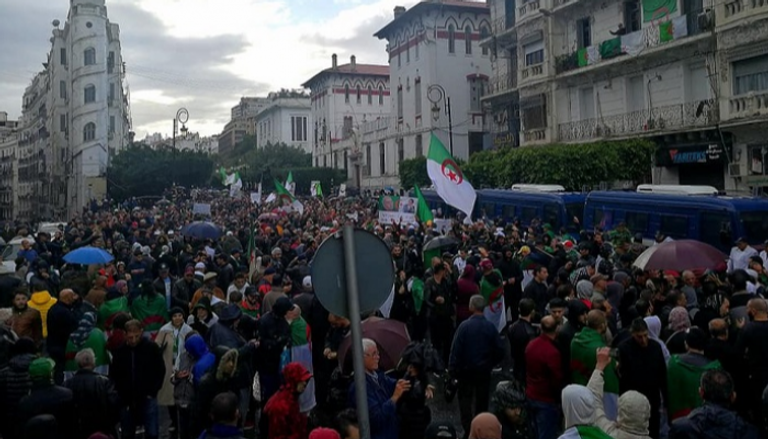 مظاهرات الجمعة الـ39 الرافضة لبقاء رموز نظام بوتفليقة في الجزائر