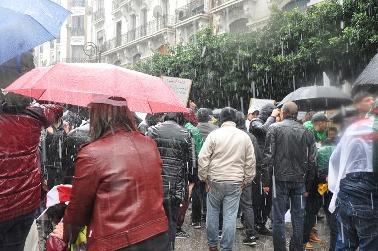 مظاهرات الجمعة الـ39 الرافضة لبقاء رموز نظام بوتفليقة في الجزائر