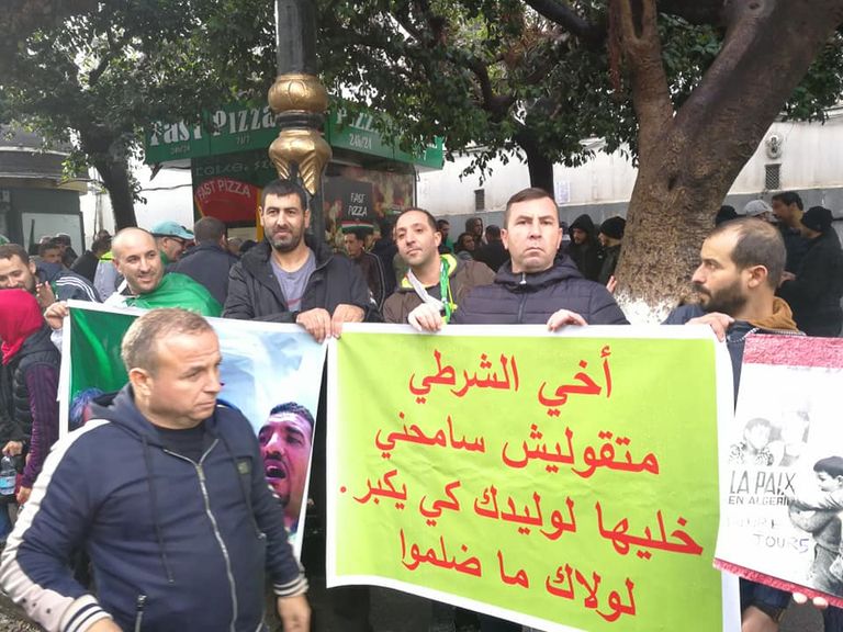 مظاهرات الجمعة الـ39 الرافضة لبقاء رموز نظام بوتفليقة في الجزائر