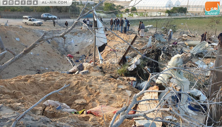 جانب من حطام المنزل