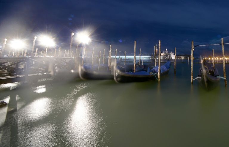 البندقية تستقبل كل عام 35 مليون سائح