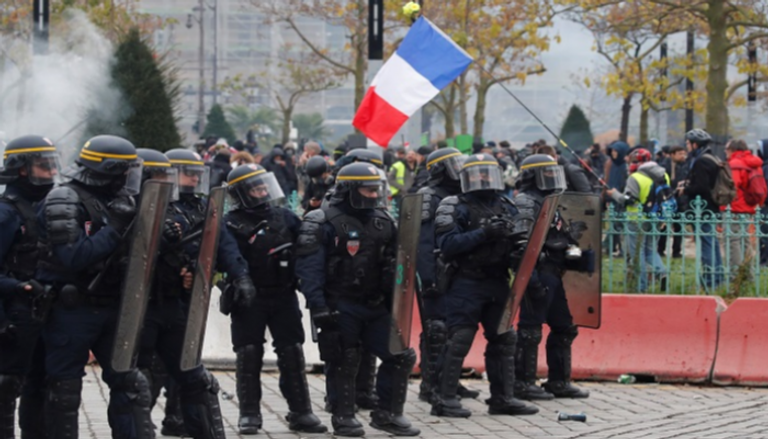 ذكرى انطلاق احتجاجات السترات الصفراء في باريس - رويترز