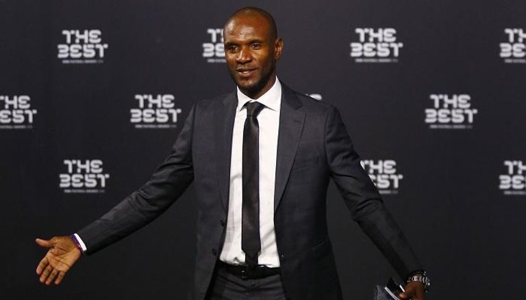 إيريك أبيدال السكرتير الفني لنادي برشلونة الإسباني لاوتارو مارتينيز