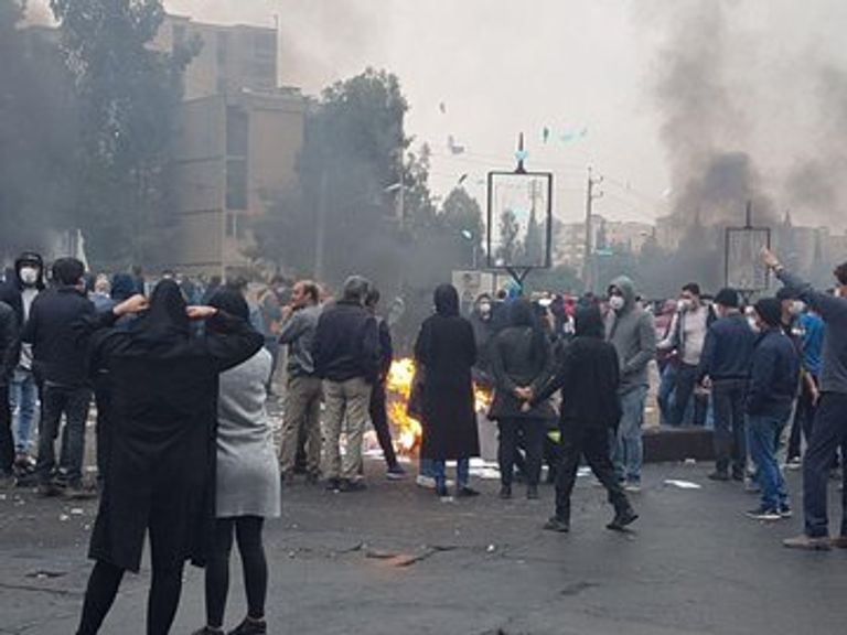 جانب من الاحتجاجات في إيران