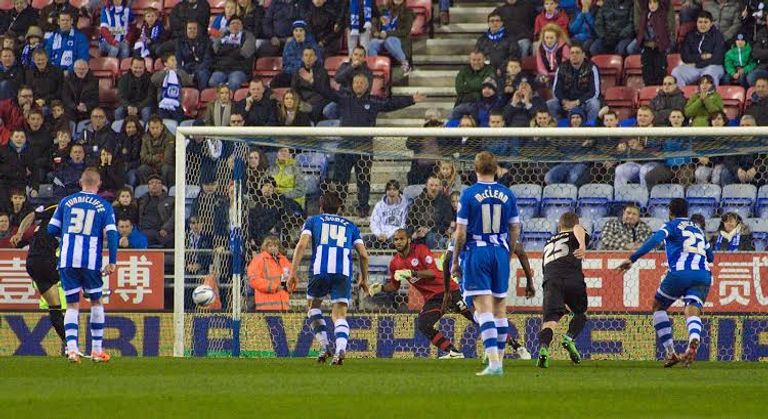 الحبسي يتصدى لركلة جزاء