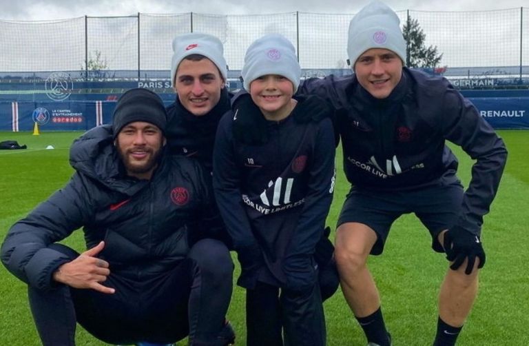 نيمار ووالدته