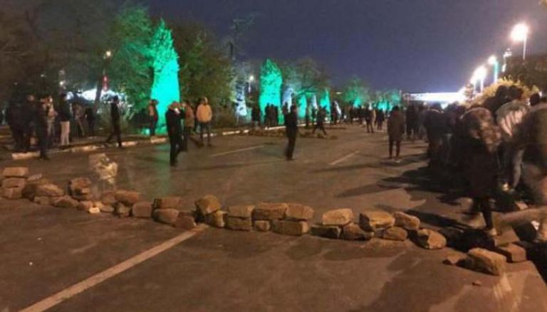 إيران تستخدم القوة المميتة ضد المتظاهرين