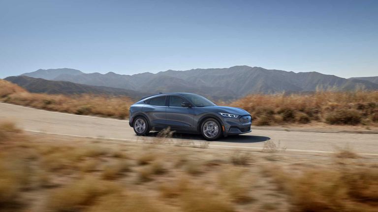 طراز موستانج الكهربائي الجديد Mach-E