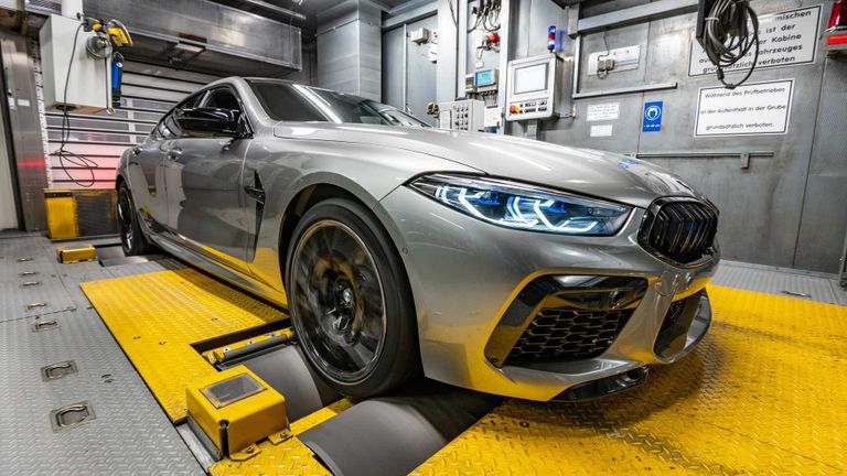 طراز بي إم دبليو جران كوبيه التابع لفئة M8 