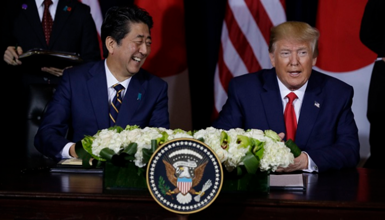 الرئيس الأمريكي ورئيس الوزراء الياباني