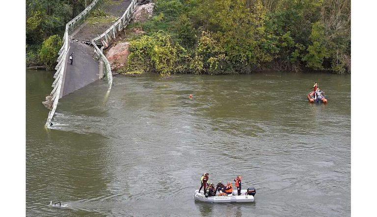 الجسر المنهار في جنوب فرنسا