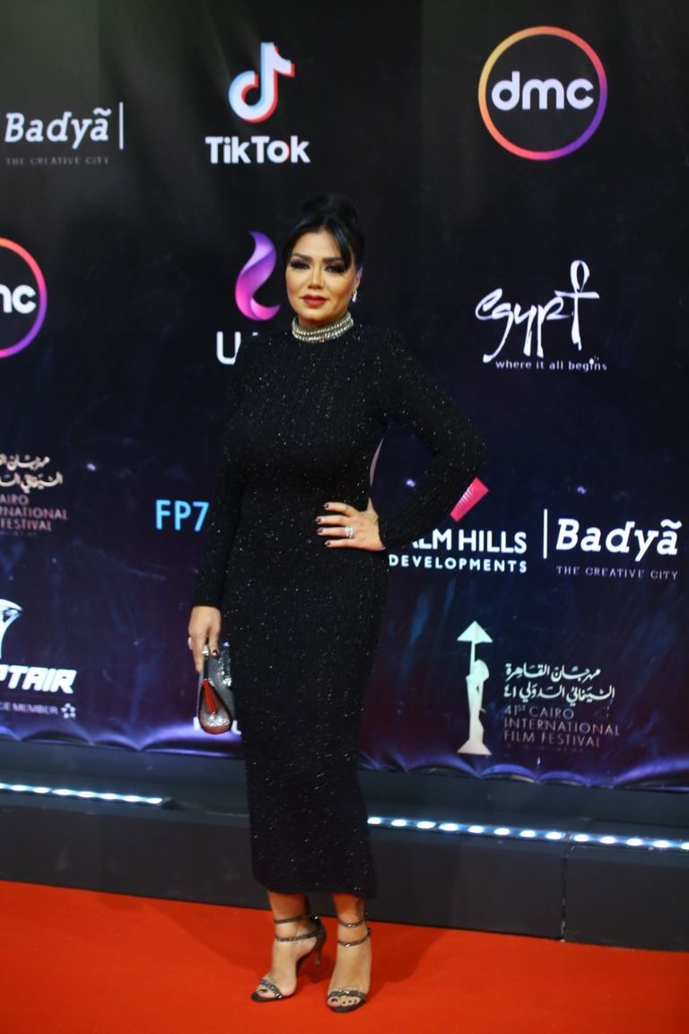 هنا شيحة في افتتاح مهرجان القاهرة السينمائي 