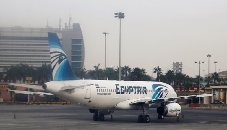 إحدى طائرات مصر للطيران - أرشيفية