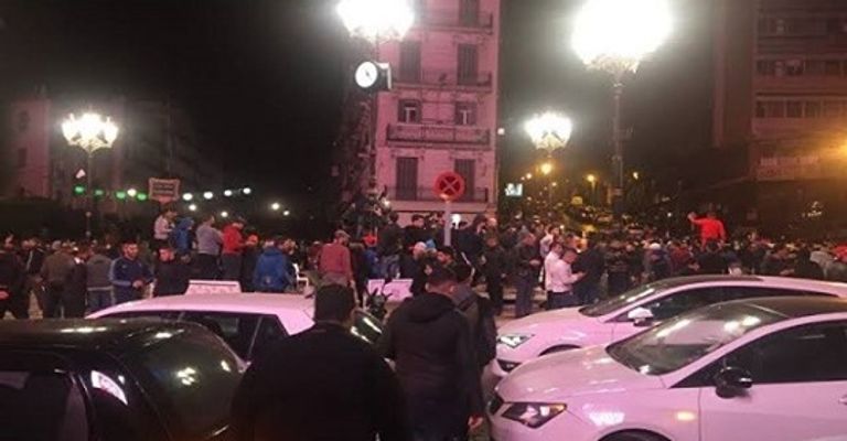 مظاهرة ليلية في الجزائر العاصمة انطلاق الحملة الانتخابية ومعها التصعيد ضدها أبرز أحداث أسبوع الجزائر