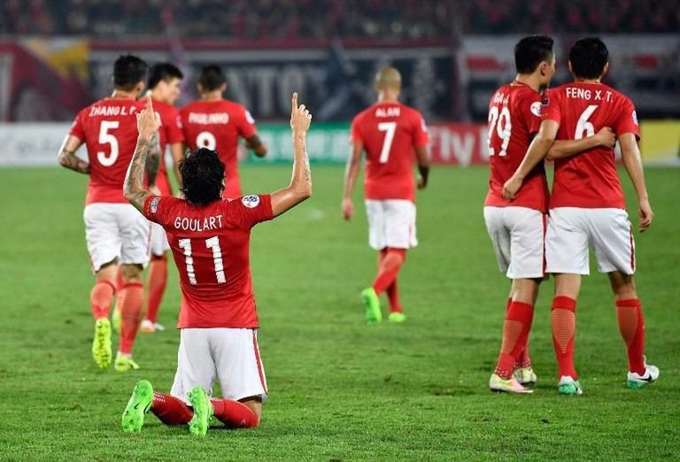 محمد نور نجم الكرة السعودية