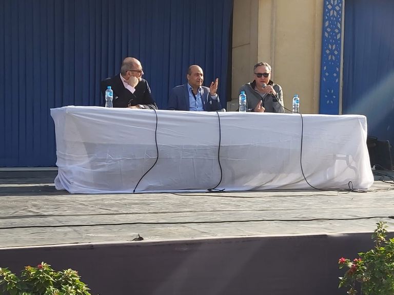 شريف عرفة (يسار) وطارق الشناوي ومحمد حفظي