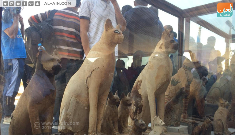 بعض مقتنيات الخبيئة