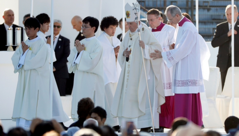 البابا فرنسيس يدلي بكلمة من مدينة ناجاساكي اليابانية