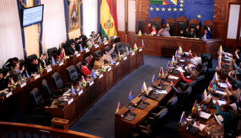 اجتماع لأعضاء مجلس الشيوخ البوليفي لإقرار قانون الانتخابات