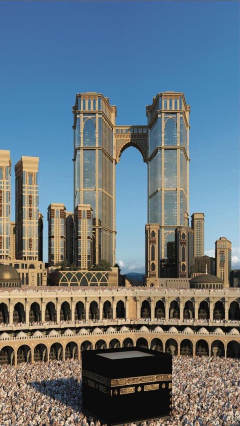 انتهاء تركيب أعلى مصلى في العالم