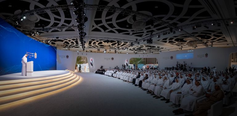 محمد بن عبدالله القرقاوي وزير شؤون مجلس الوزراء والمستقبل في الإمارات