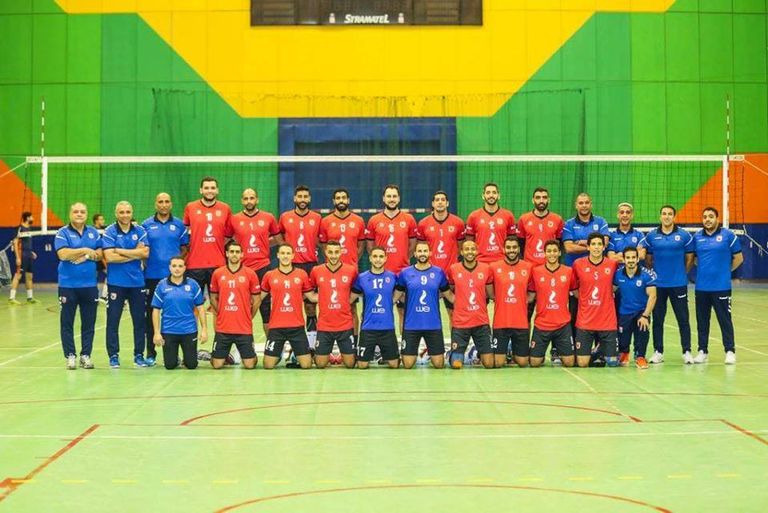 35 بطلا رسموا طريق المجد طائرة الأهلي المصري