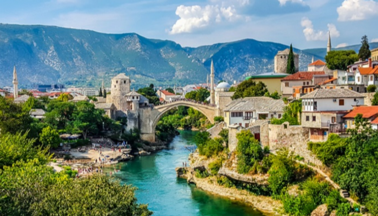 البوسنة تشهد زلزالا قوته 5.4 درجة