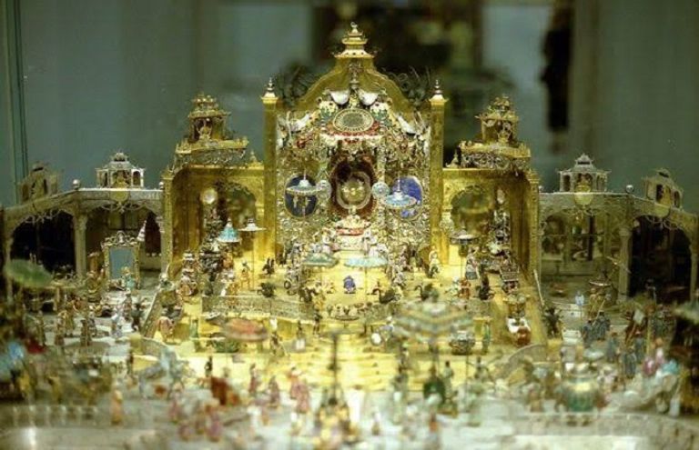 المعروضات في المتحف لا تقدر بثمن