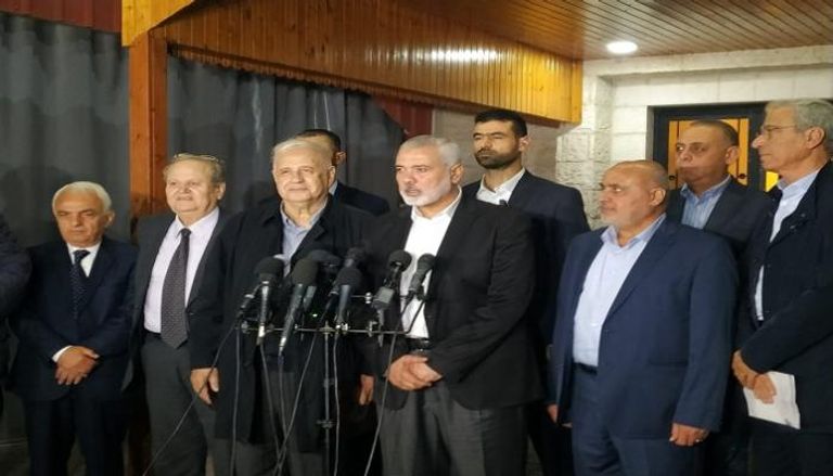 مؤتمر صحفي لحركة حماس لإعلان مشاركتها بالانتخابات