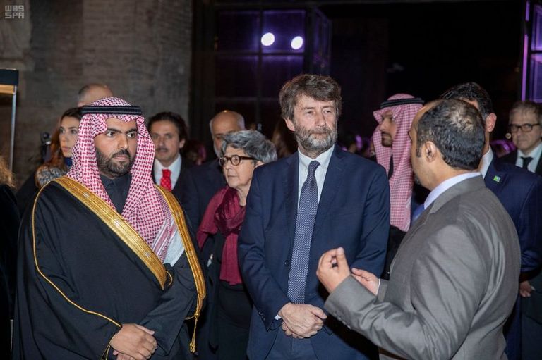 وزيرا الثقافة السعودي والإيطالي في افتتاح المعرض