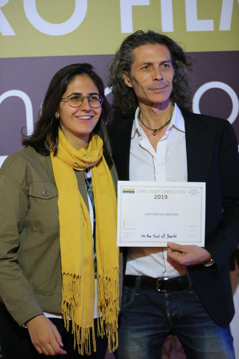 أحد الفائزين بجوائز الملتقى