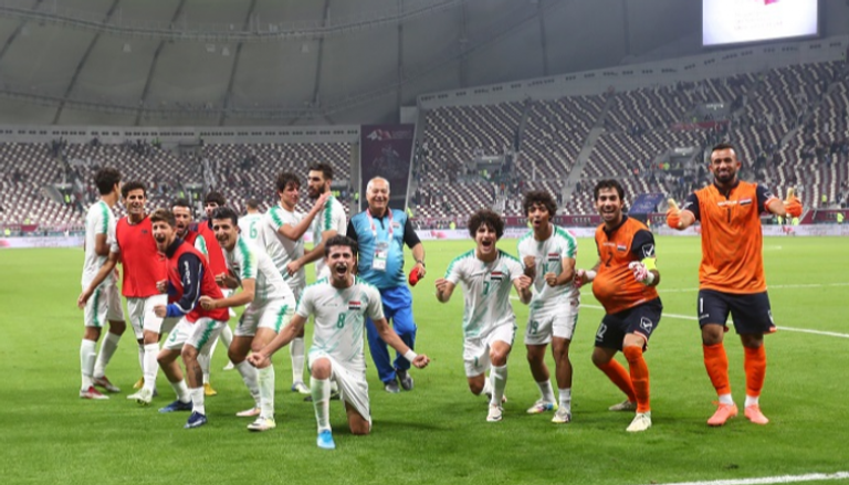 فرحة لاعبي العراق بعد المباراة