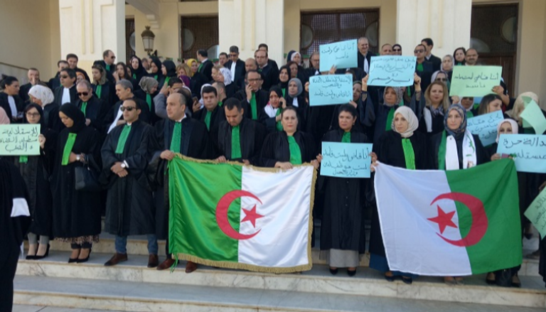 إضراب قضاة الجزائر - أرشيفية