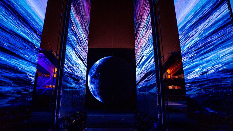 الاحتفال سيقام في استاد مدينة زايد الرياضية بأبوظبي