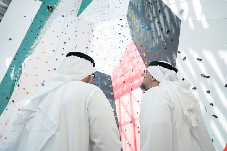 الشيخ خالد بن محمد بن زايد آل نهيان خلال افتتاح "كلايم أبوظبي"