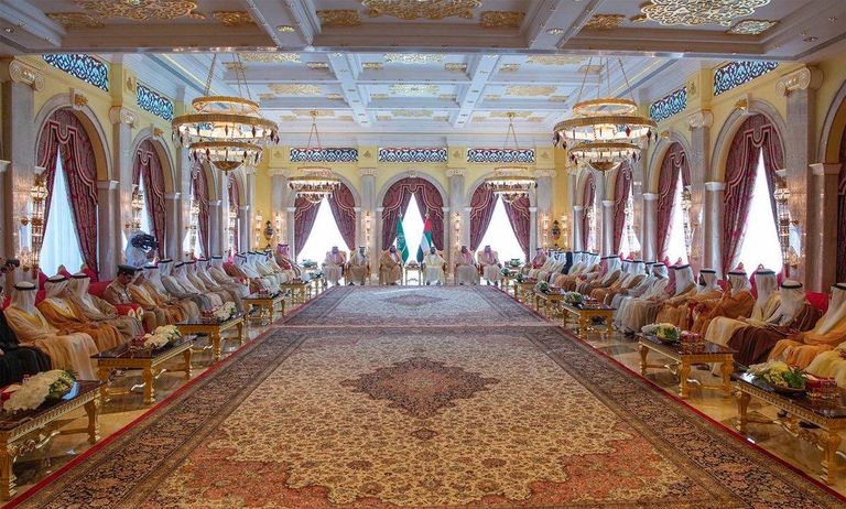 الشيخ محمد بن راشد يستقبل الأمير محمد بن سلمان