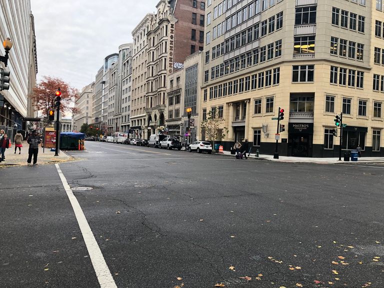 الطقس السيء يهدد عطلات الملايين في عيد الشكر