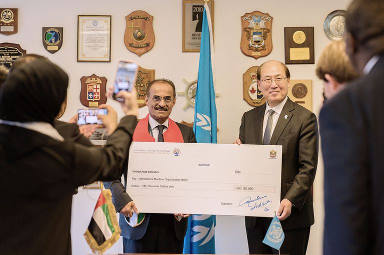الهيئة الاتحادية للمواصلات البرية والبحرية بالإمارات توقع مذكرة تعاون فني
