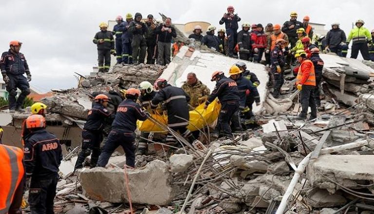  حصيلة قتلى زلزال ألبانيا تصل إلى 49 شخصا